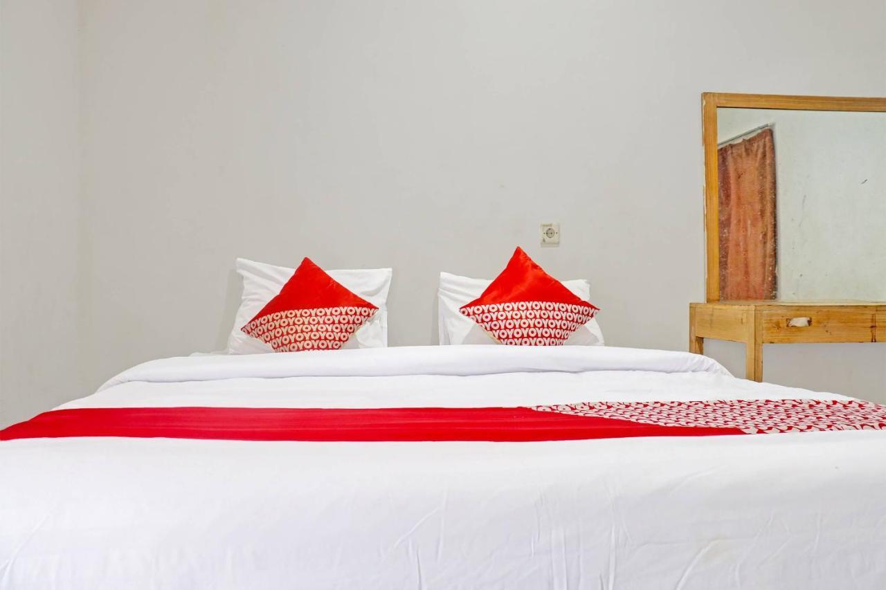 OYO 90483 Homestay Permata Bangko Bagian luar foto