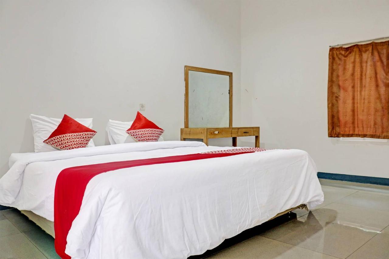 OYO 90483 Homestay Permata Bangko Bagian luar foto