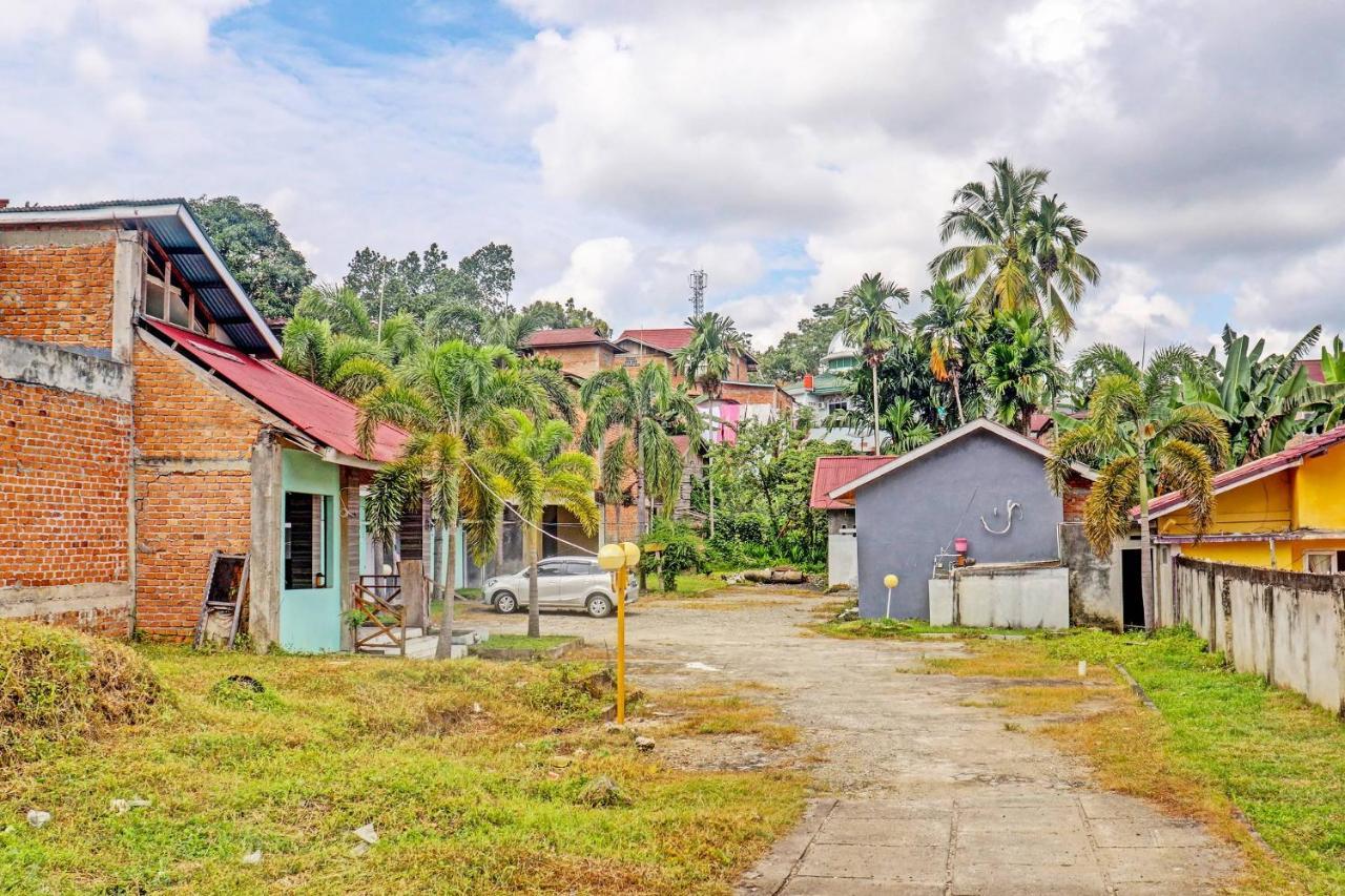 OYO 90483 Homestay Permata Bangko Bagian luar foto